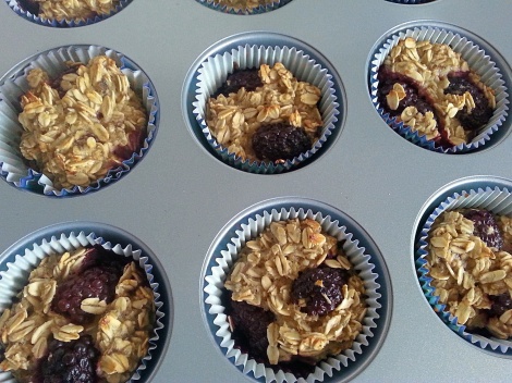 healthy_baked_oatmeal_muffins